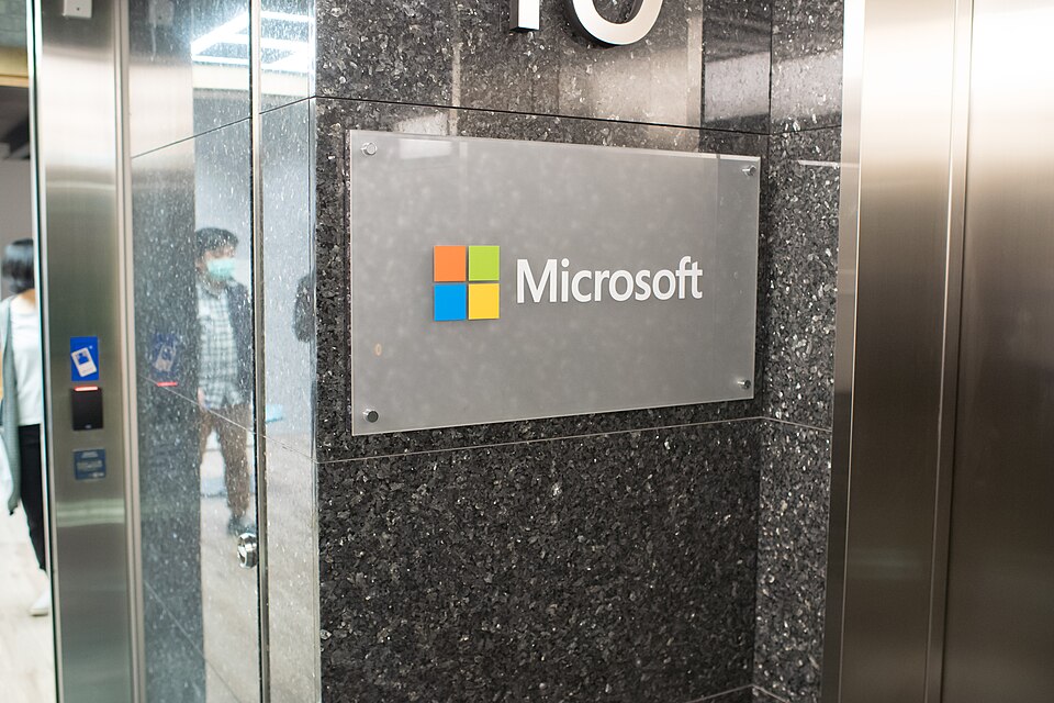 Microsoft headquarters sign used as an editorial image for Windows 11 Run dialog coverage.